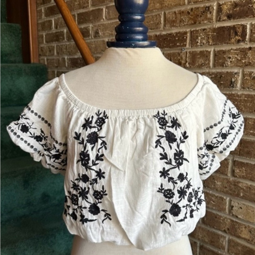 Embroidered Off-Shoulder Crop Top - White with Black Floral Embroidery